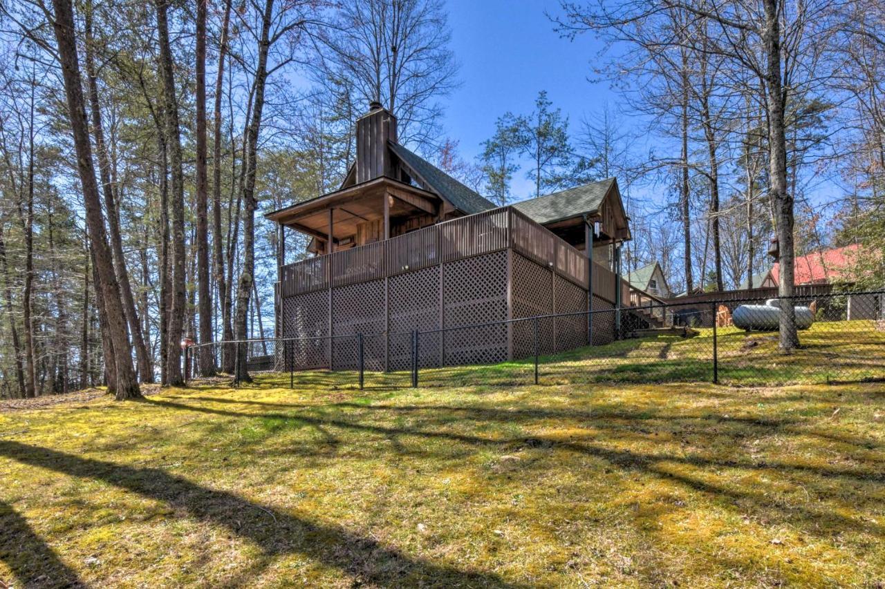 Helen Cabin With Deck And Hot Tub Less Than Half Mi To Main St Exterior foto
