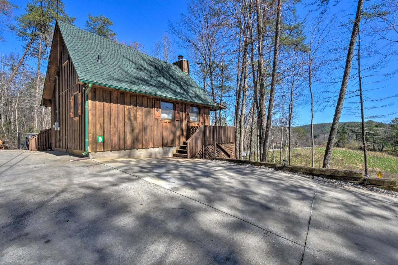 Helen Cabin With Deck And Hot Tub Less Than Half Mi To Main St Exterior foto